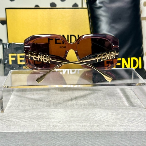 NEW! Fendi FENDIGRAPHY Sunglasses 56mm - Picture 6 of 7
